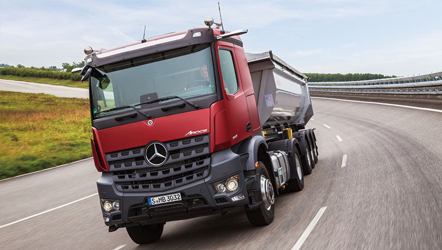 /static/active/2019315/style/mercedes-benz-trucks-4.jpg