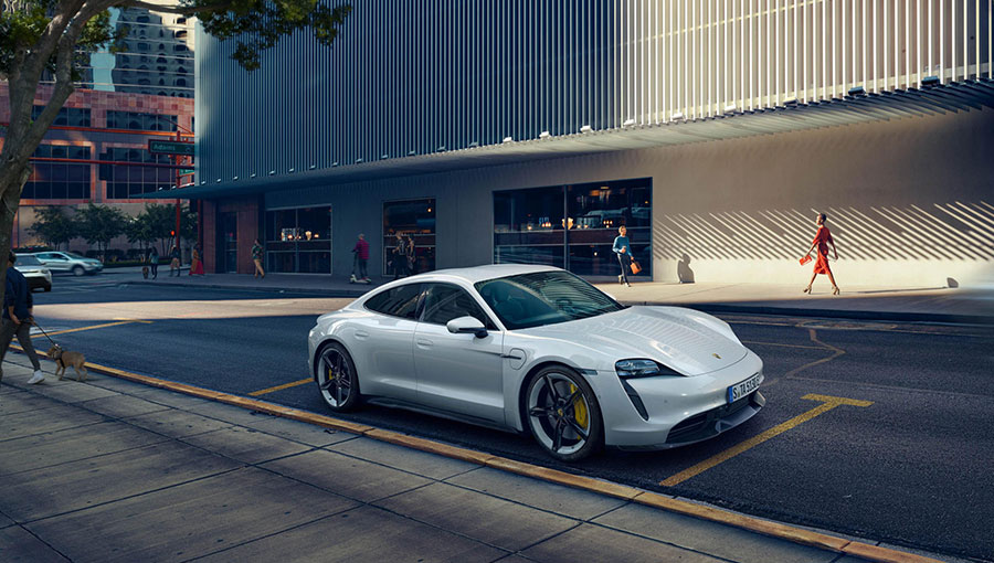 /static/active/2020315/style/porsche-9.jpg